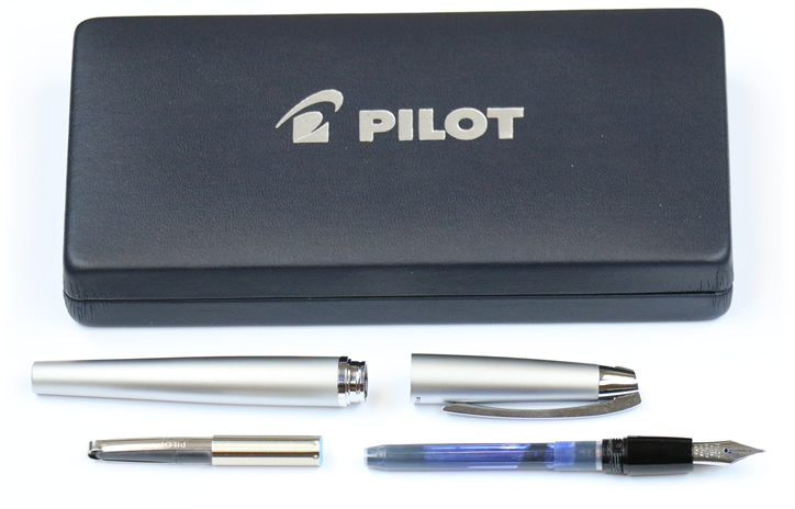 Pilot Knight review - fountain pen disassembled and box