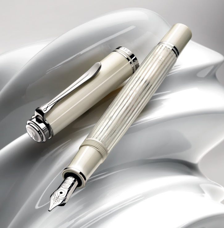 Pelikan 605 White Transparent fountain pen