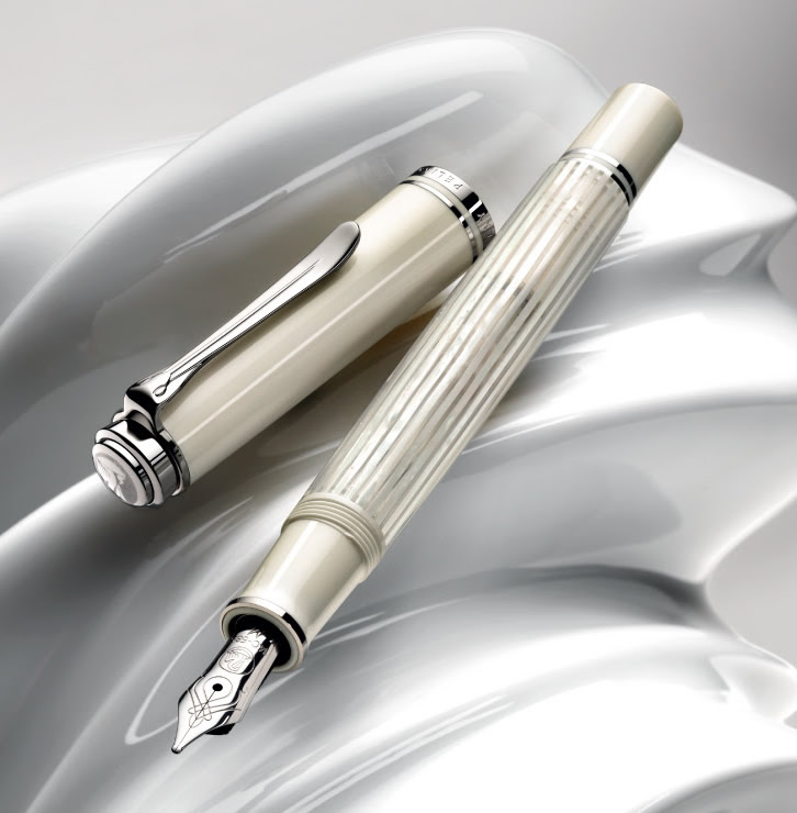 Pelikan M605 ホワイトストライプ　B（太字） Introducing the Special Edition Pelikan 605 White Transparent Pen