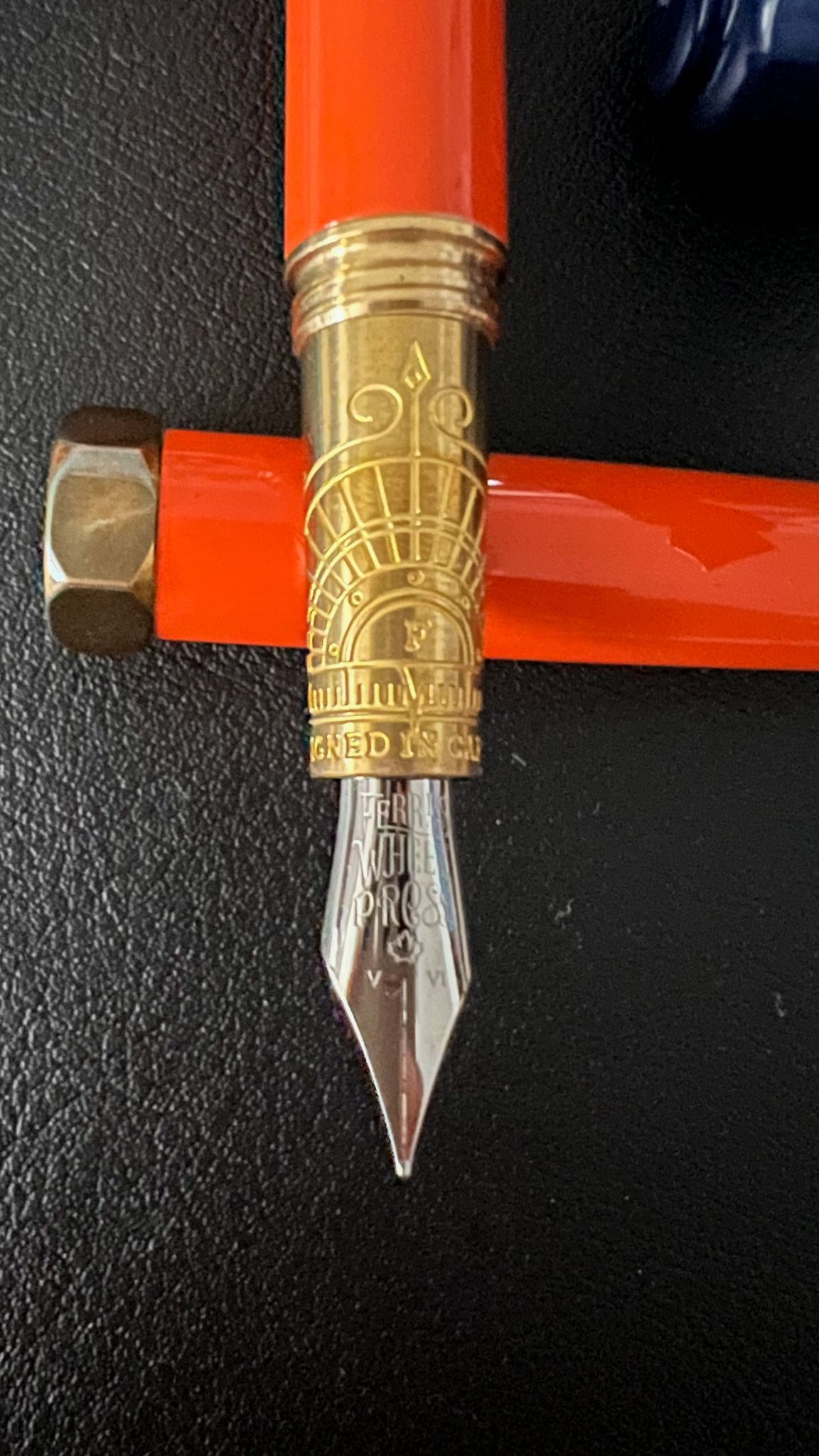 Brush vs. Carousel Fountain Pen Ferris Wheel Press Review & Comparison