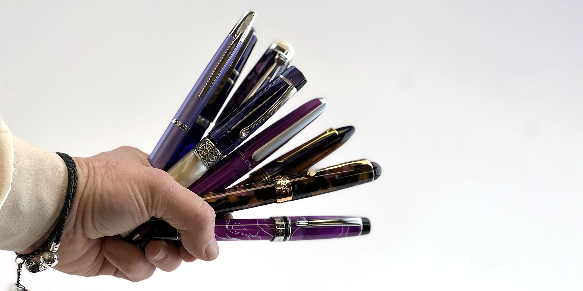 The 4 best pens for writing quickly - The Pen Company Blog