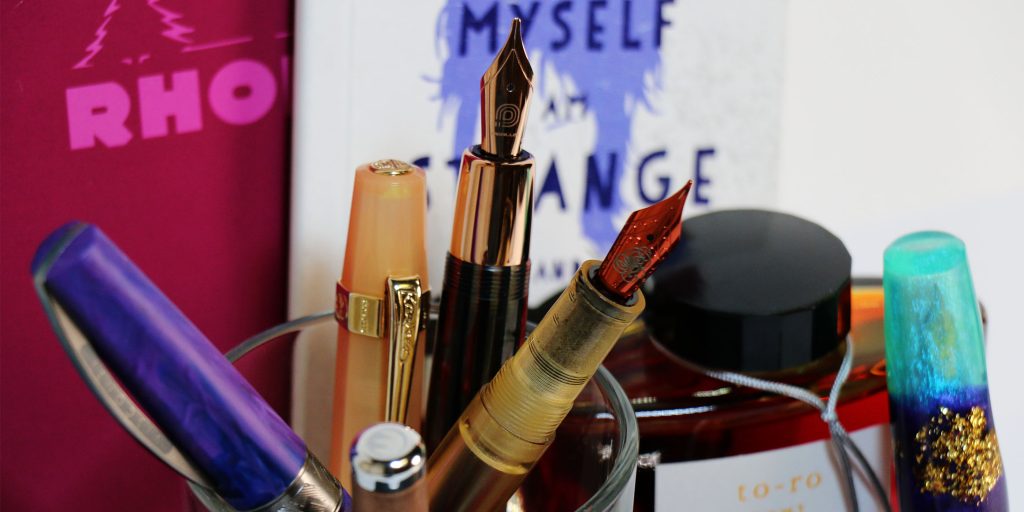 Hinze The Gentleman fountain pen, Penlux Elite Queen fountain pen, Visconti Persephone fountain pen, and Kaweco Sport fountain pen (with gold clip added).