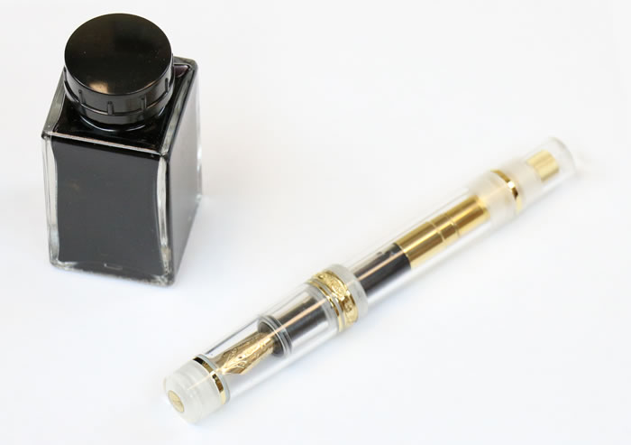 How to fill a piston fountain pen supplies