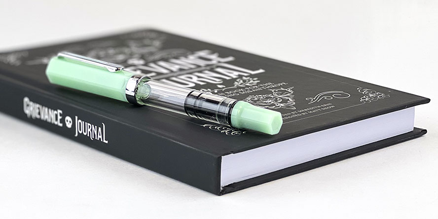 twsbi_eco_jade_fountain_pen_capped