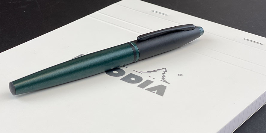 cross_calais_fountain_pen_capped