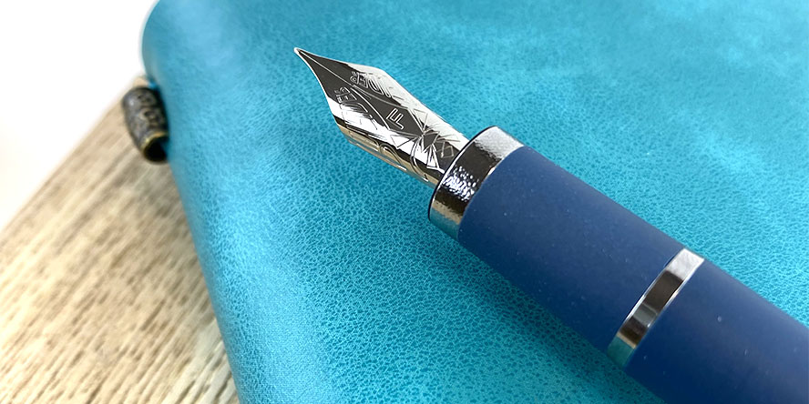 pineider_alchemist_nib_close_up