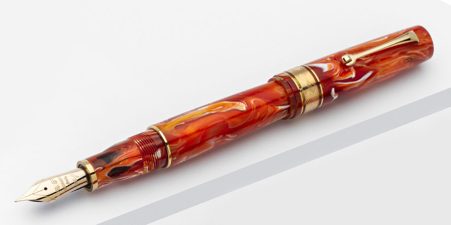 leonardo_momento_zero_grande_brooks_resin_warm_tones_fountain_pen