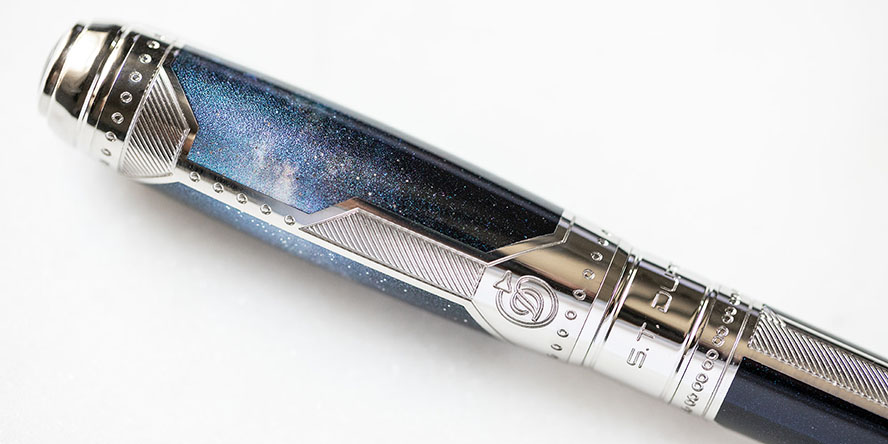 st_dupont_space_odyssey_limited_edition_fountain_pen_cap_closeup