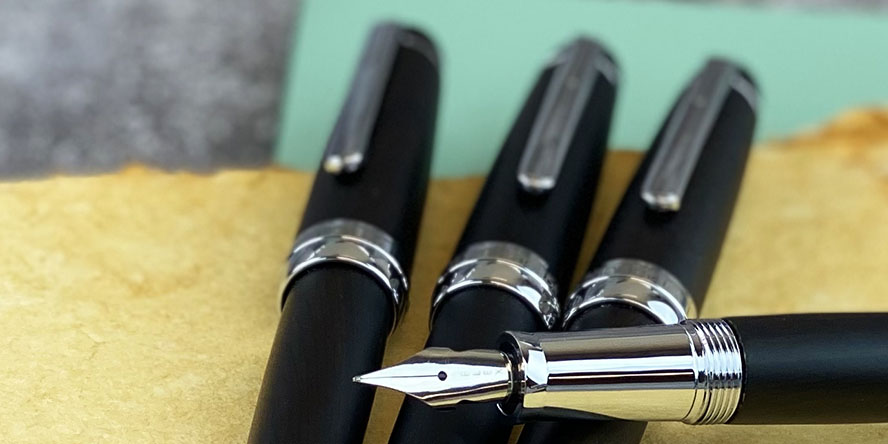 Monteverde Special Edition Ebony Monza Fountain Pens monteverde_special_edition_ebony_monza_fountain_pens