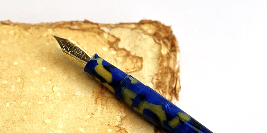 penlux_masterpiece_delgado_betta_fountain_pen_nib