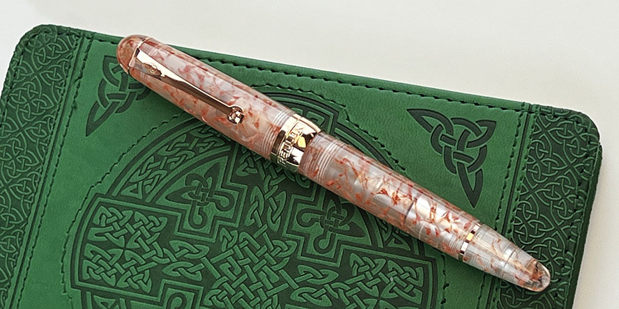 penlux_masterpiece_delgado_limited_edition_cherry_blossom_fountain_pen_capped