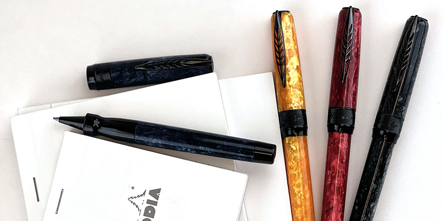 pineider_la_grande_bellezza_rocco_rollerball_pens_blue_uncapped