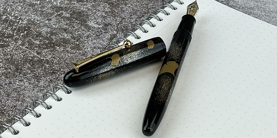 namiki_yukari_2022_limited_edition_ginkgo_fountain_pen_cap