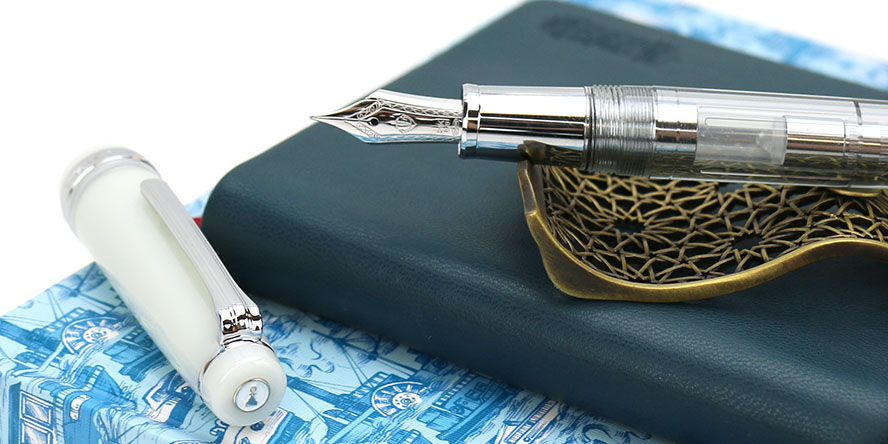 sailor_pro_gear_limited_edition_standard_checkmate_soul_of_chess_fountain_pen_on_pen_rest