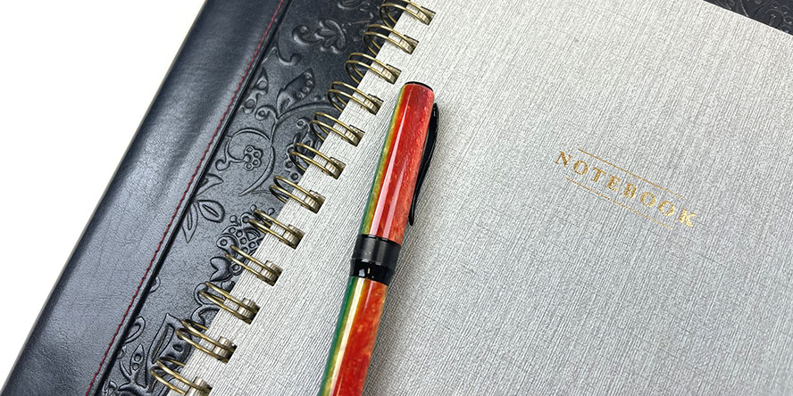 pineider_arco_stilo_rainbow_ballpoint_pens_up_close