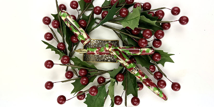 penlux_masterpiece_grande_2022_christmas_edition_fountain_pen_berries