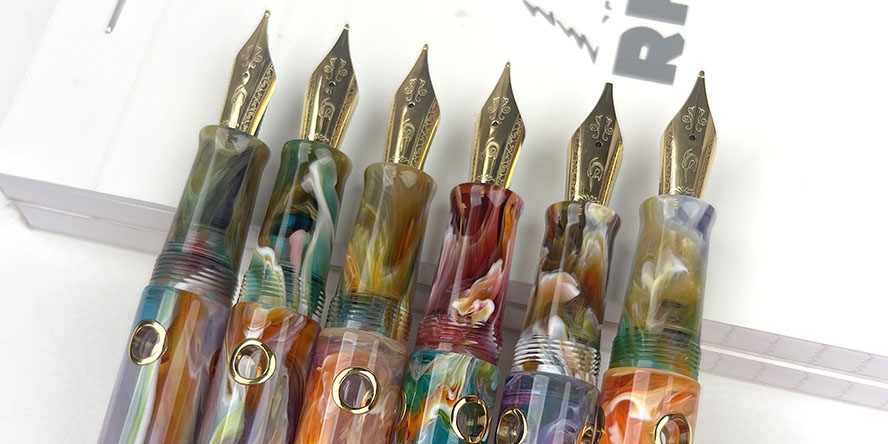 nahvalur_exclusive_special_edition_primary_manipulation_1_nautilus_pens_gold_nibs
