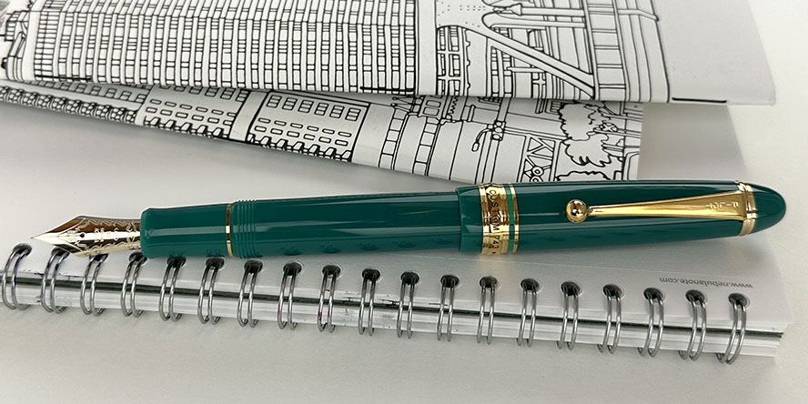 pilot_us_exclusive_custom_743_green_fountain_pen_posted