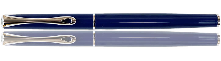 Diplomat Traveller Fountain Pens in Navy Blue