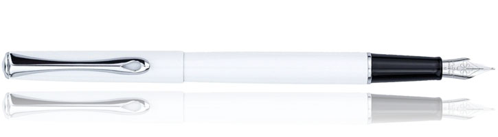 Diplomat Traveller Fountain Pens in Snow White / Silver