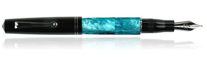 Leonardo Officina Italiana Exclusive Momento Zero Fountain Pens in Turquoise Green Gloss Black