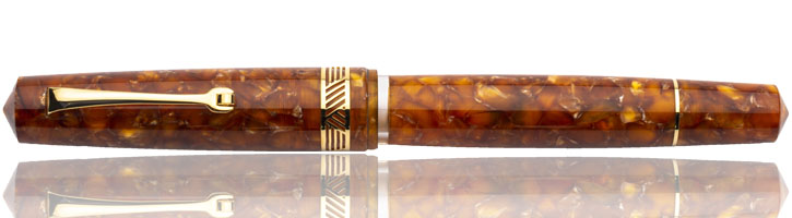 Leonardo Officina Italiana Momento Zero Magico Fountain Pens in Miele / Gold