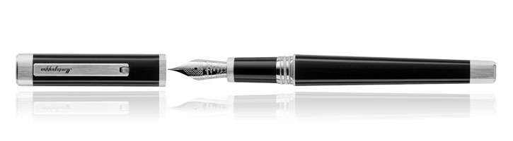 Black / Palladium Montegrappa Quattro Fountain Pens