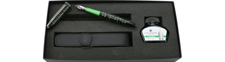 Diplomat Gift Set with Pen Case, Bottled Ink & Elox Matrix Fountain Pens