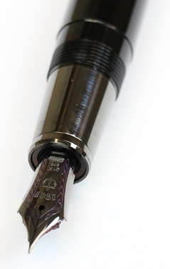 Sailor 1911 Black Luster Fountain Pen nib Review