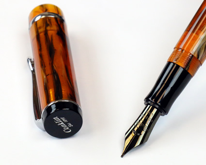 Conklin Duragraph Fountain Pen Review Nib and Cap